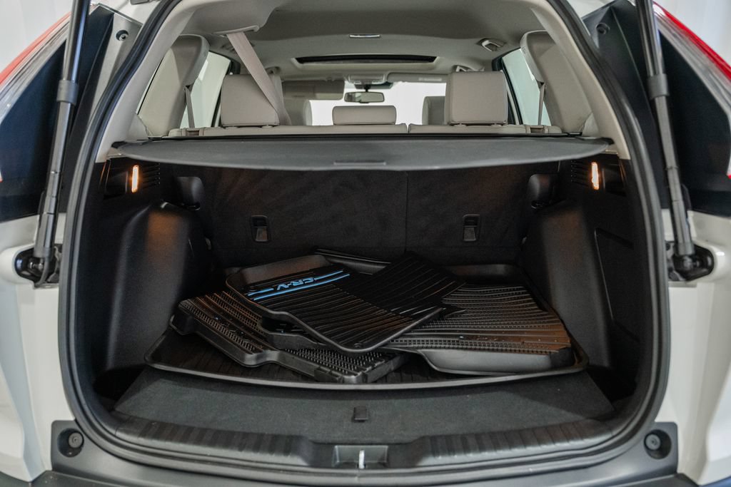 Used 2018 Honda CR-V Touring image 15