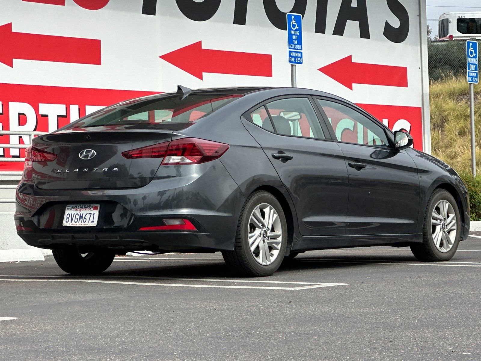 Used 2020 Hyundai Elantra Value Edition w/ Cargo Package (C1) FWD image 5