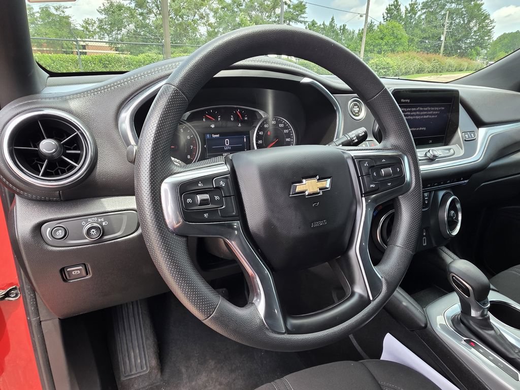 Used 2022 Chevrolet Blazer LT FWD image 12