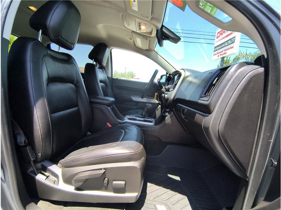 Used 2016 Chevrolet Colorado LT w/ Luxury Package, Chrome RWD image 12