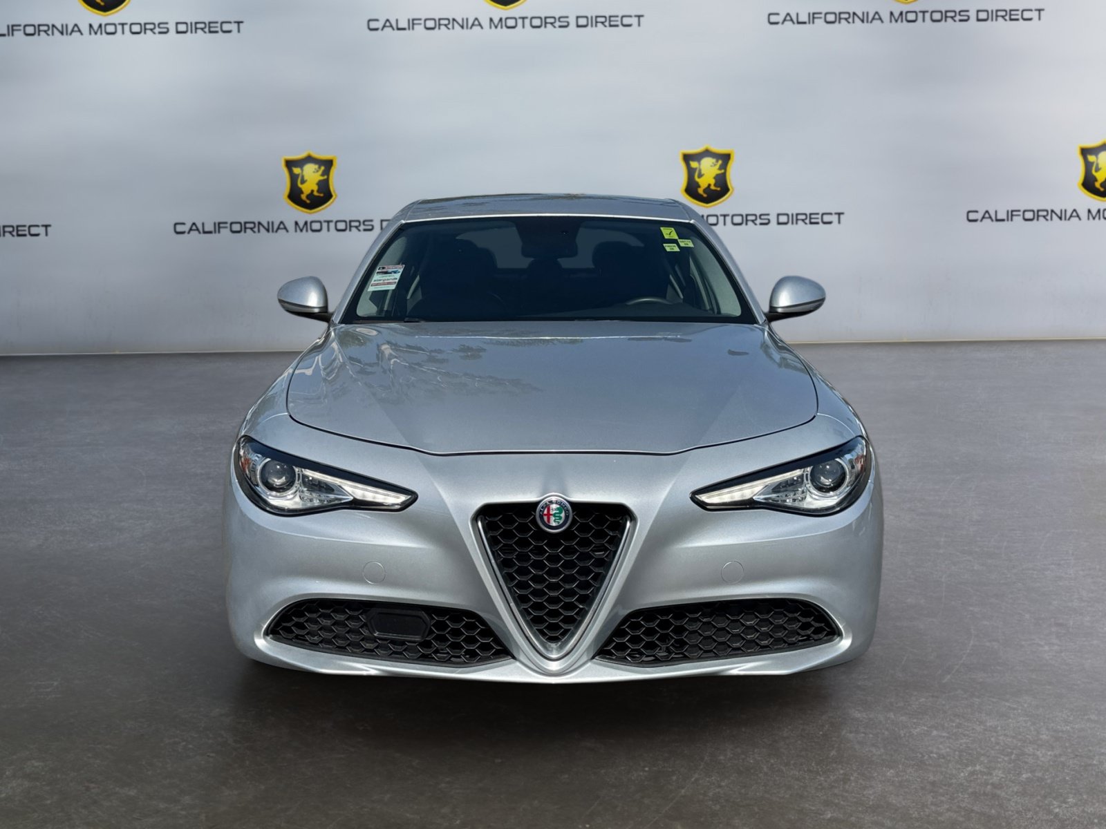Used 2017 Alfa Romeo Giulia RWD image 8