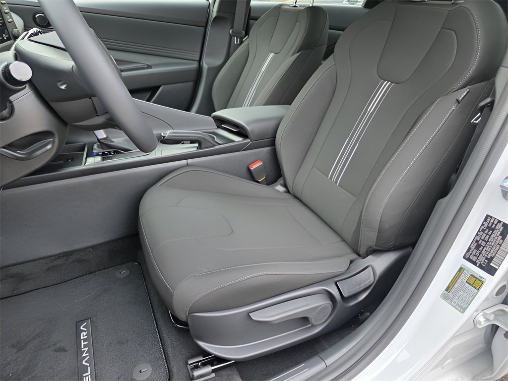 New 2026 Hyundai Elantra Sport w/ Cargo Package image 13