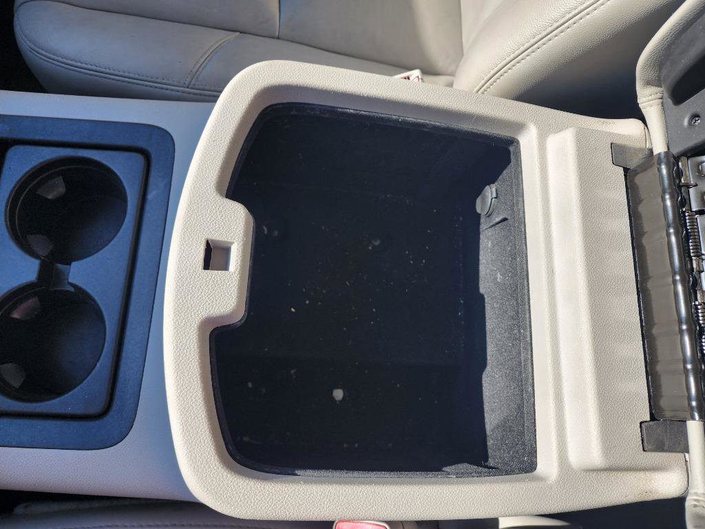 Used 2009 GMC Sierra 1500 SLT w/ Suspension Package, Off-Road image 21