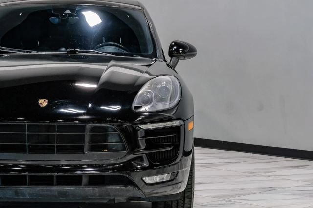 Used 2017 Porsche Macan GTS w/ Premium Package Plus AWD/4WD image 48