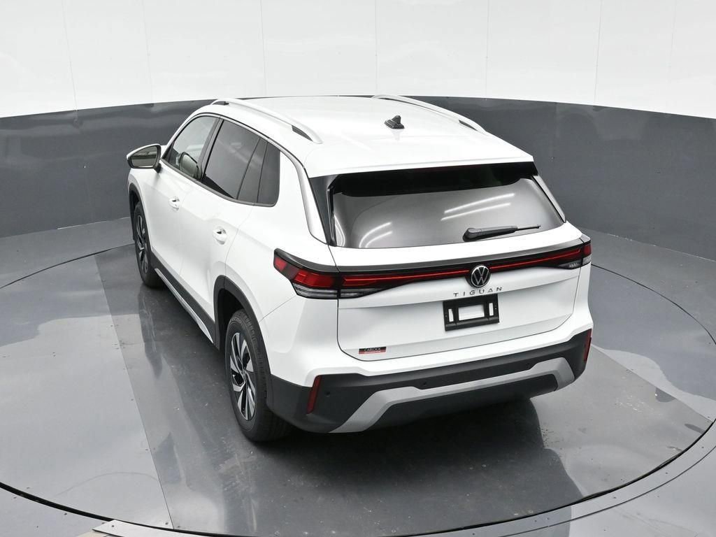 New 2025 Volkswagen Tiguan S image 28