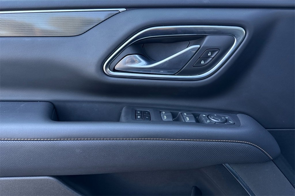 Certified 2024 GMC Yukon XL AT4 image 11