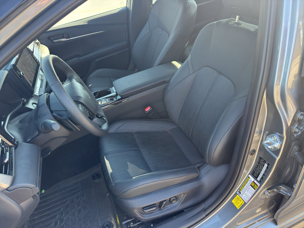 Used 2026 Toyota Camry XSE w/ Premium Plus Package FWD image 11