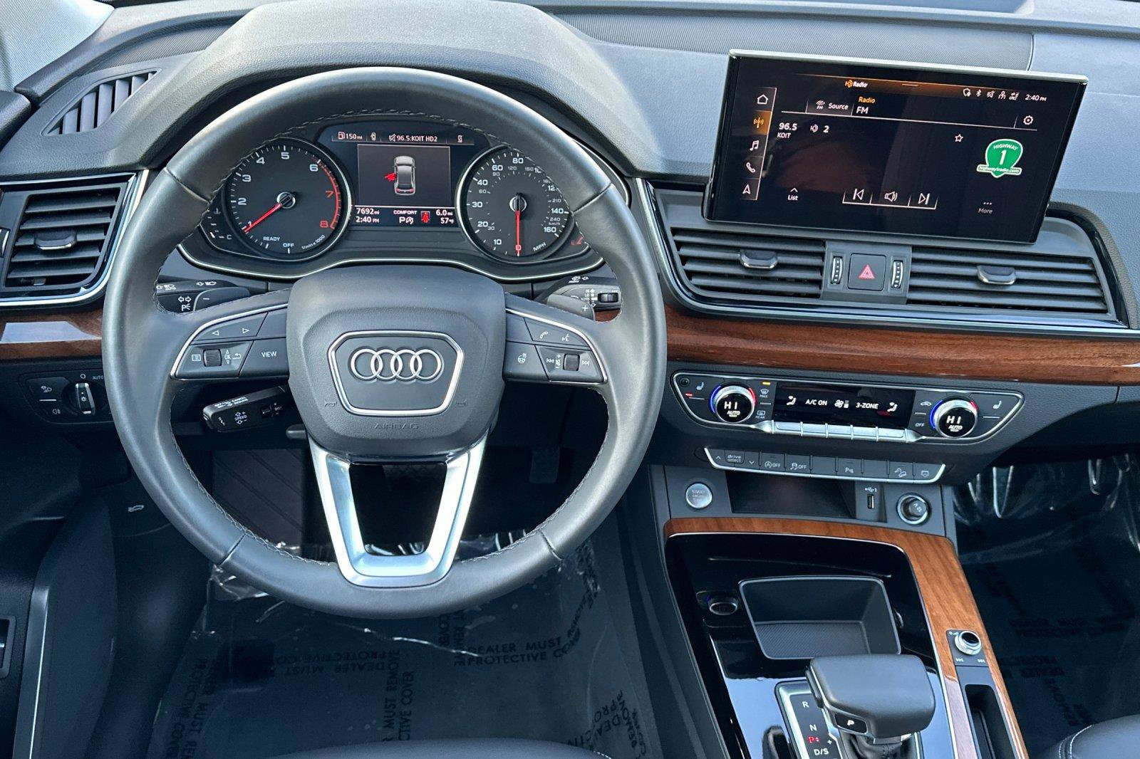 Certified 2023 Audi Q5 2.0T Premium w/ Convenience Package image 14