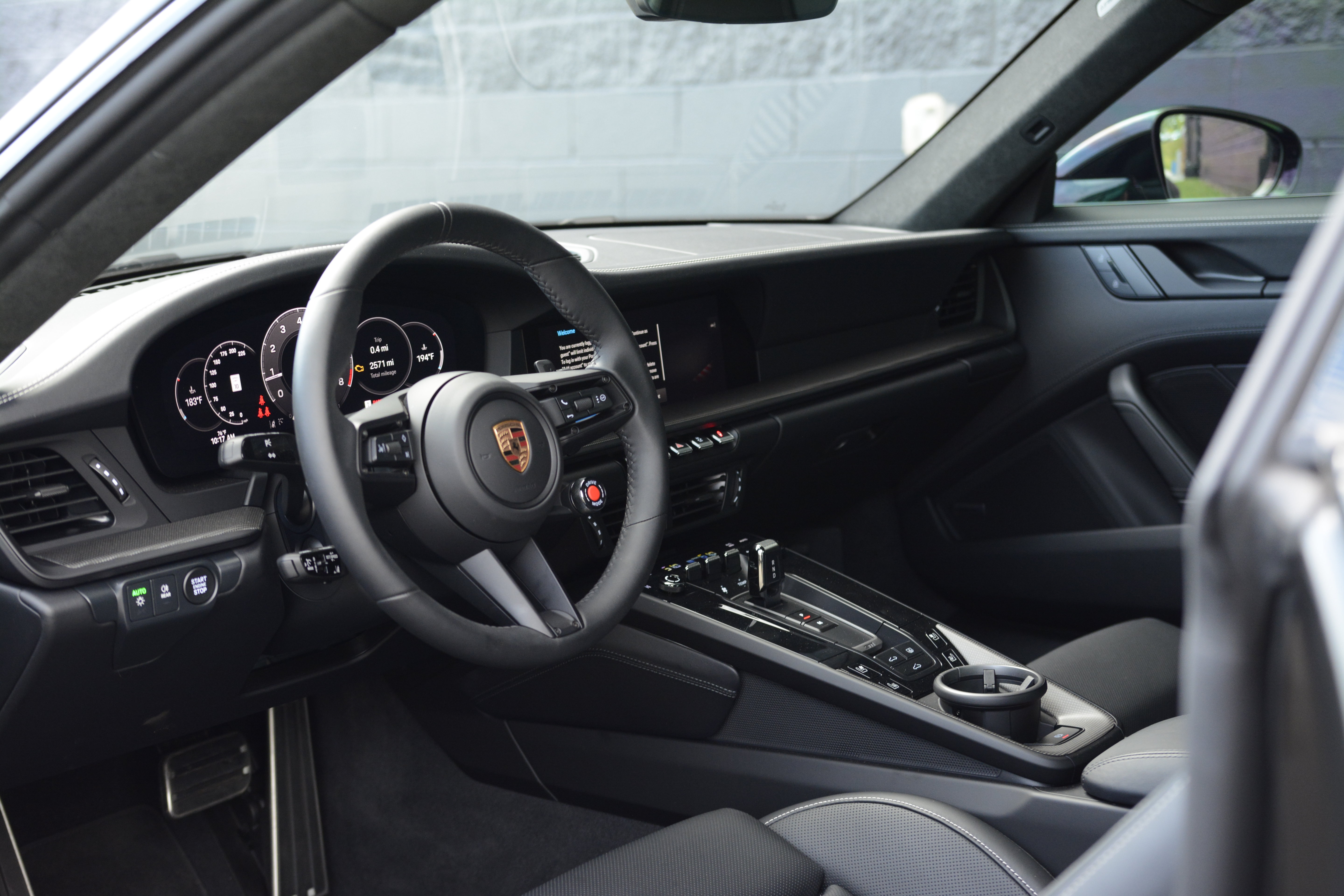 Certified 2025 Porsche 911 Carrera GTS RWD image 4