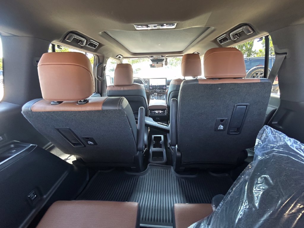 Used 2025 Lexus GX 550 AWD/4WD image 15