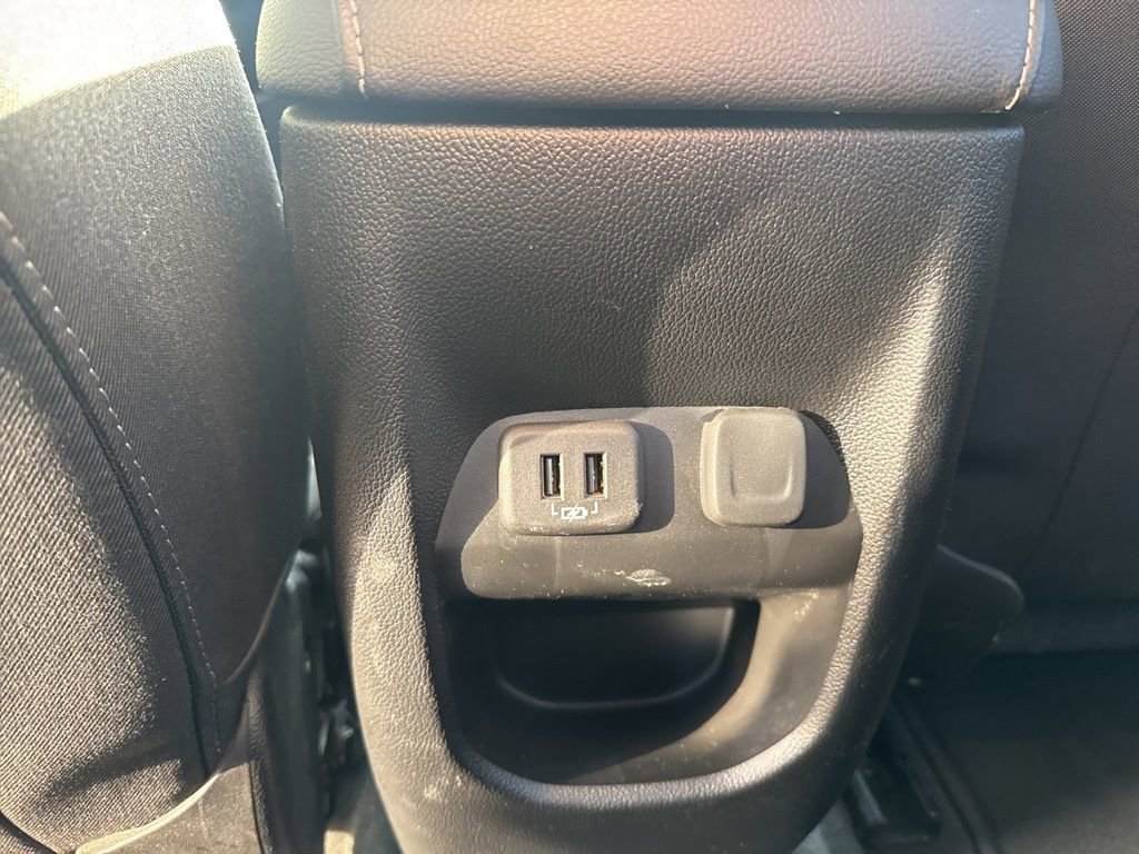 Used 2020 Chevrolet Colorado LT w/ LT Convenience Package image 21