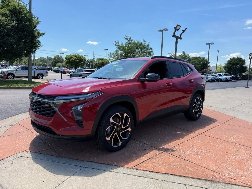 New 2026 Chevrolet Trax RS w/ Driver Confidence Package FWD image 3