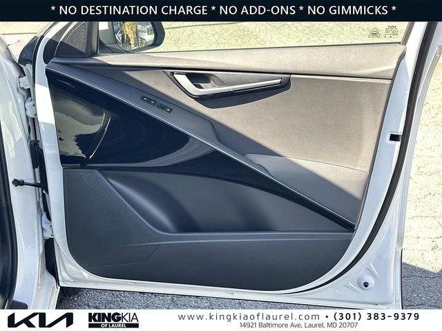 Used 2023 Kia Niro EX w/ EX Cold Weather Package image 15
