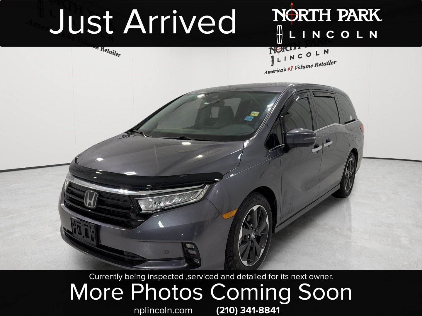 Used 2024 Honda Odyssey Elite image 1