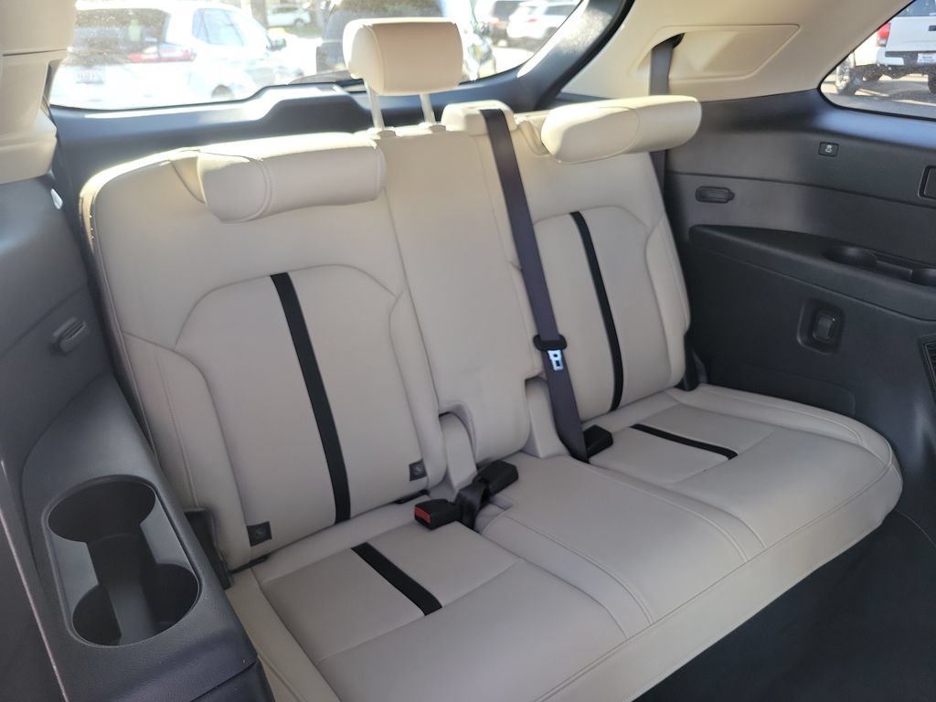 Certified 2024 MAZDA CX-90 Plug-In Hybrid w/ Premium Pkg AWD/4WD image 26