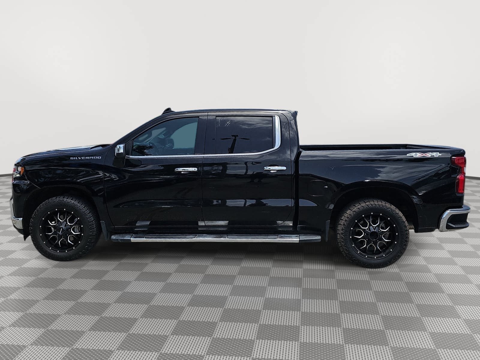 Used 2021 Chevrolet Silverado 1500 LTZ AWD/4WD image 5