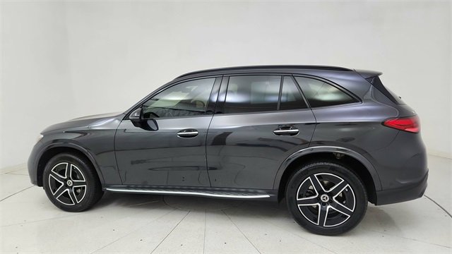 Used 2024 Mercedes-Benz GLC 300 4MATIC w/ AMG Line image 4