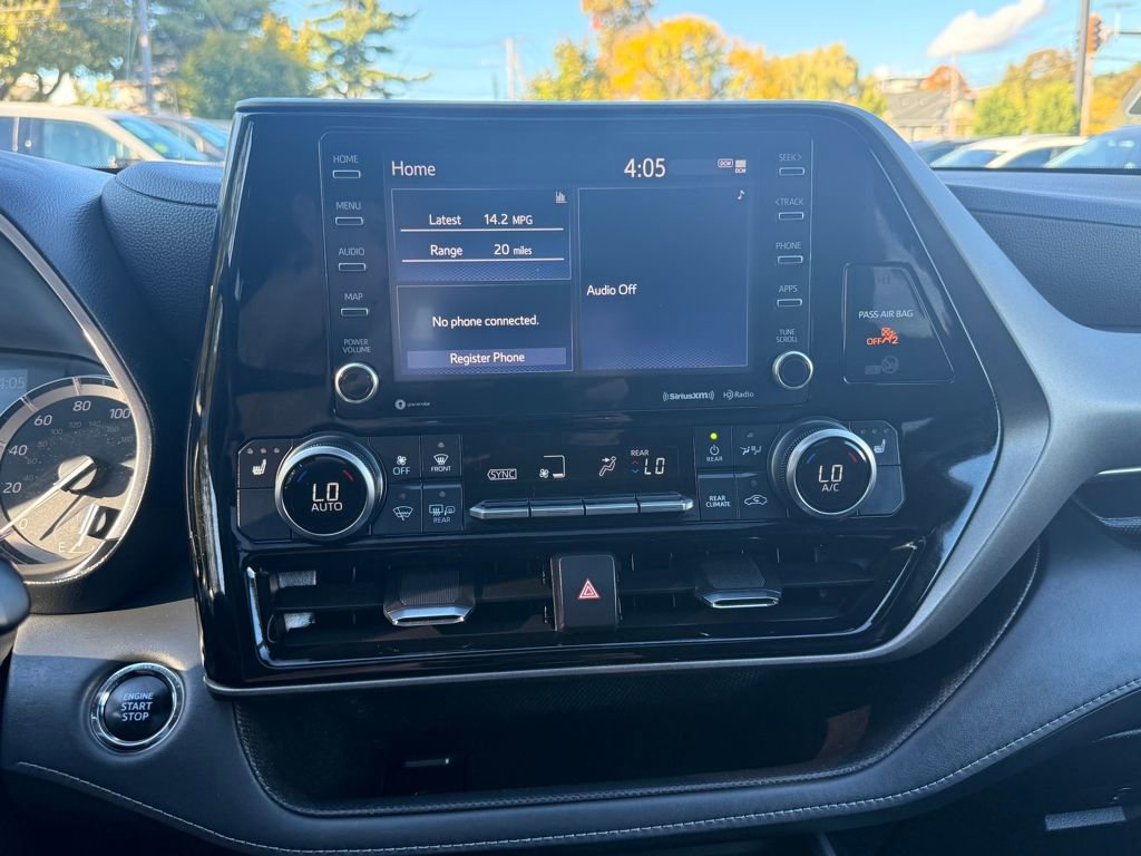 Used 2022 Toyota Highlander XLE image 33