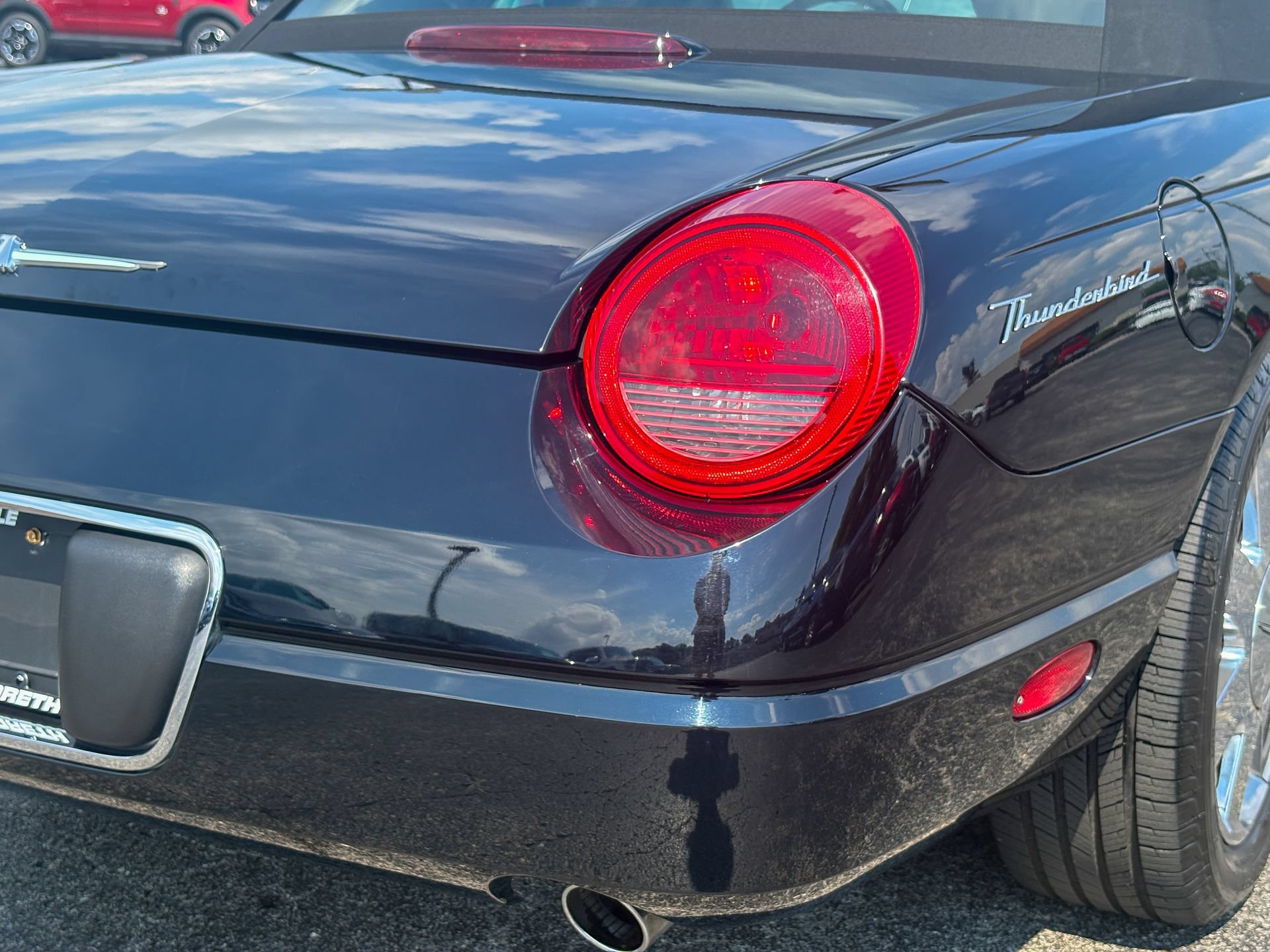 Used 2002 Ford Thunderbird RWD image 16
