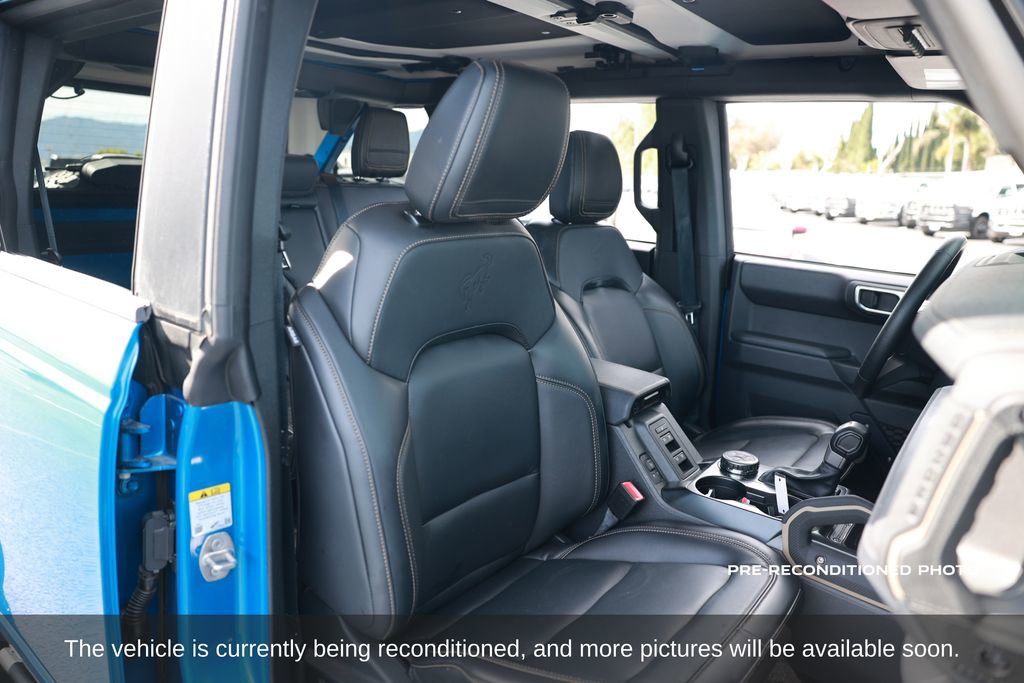 Used 2025 Ford Bronco Badlands image 15