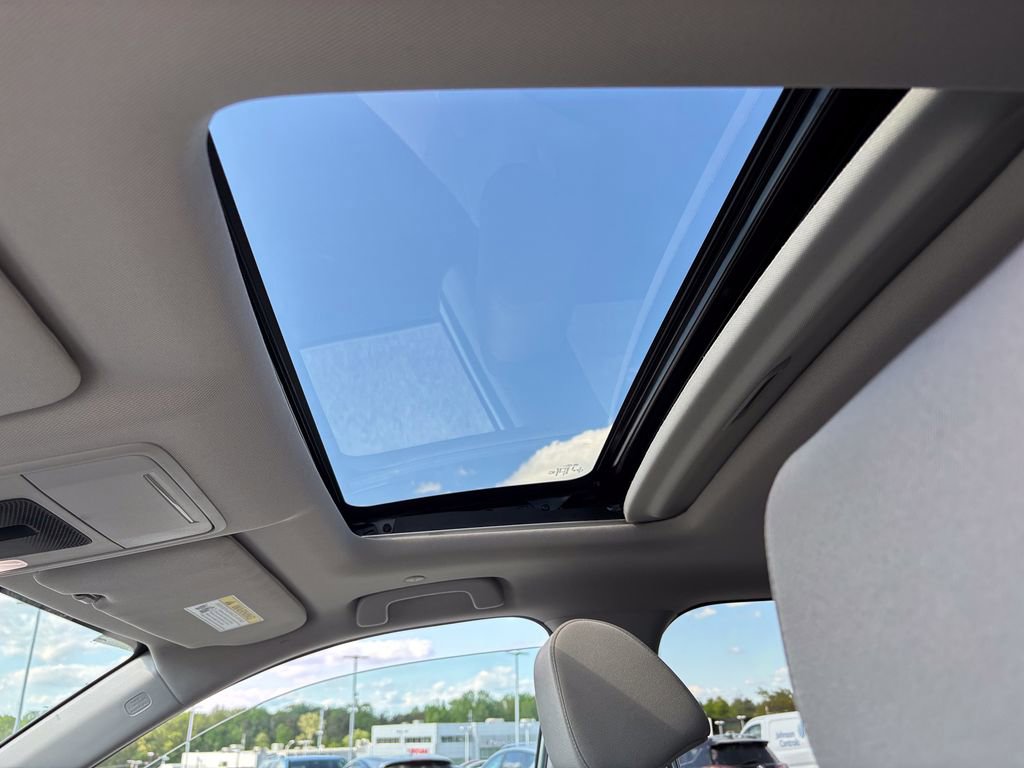 Used 2023 Honda CR-V EX image 13