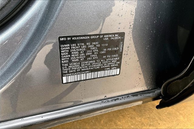 Used 2024 Volkswagen Atlas Cross Sport SE AWD/4WD image 19