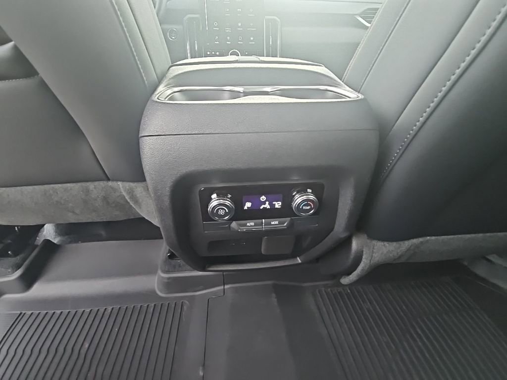 Used 2024 GMC Acadia AT4 w/ LPO, Floor Liner Package AWD/4WD image 18