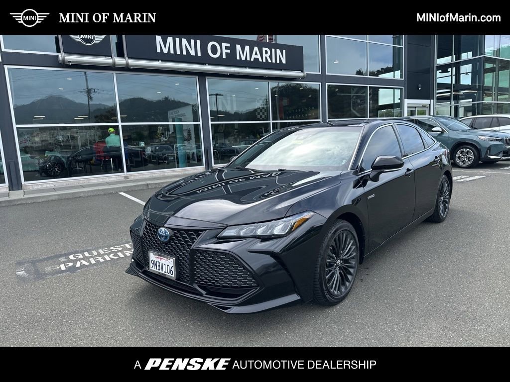 Used 2019 Toyota Avalon XSE w/ All Weather Liner Package