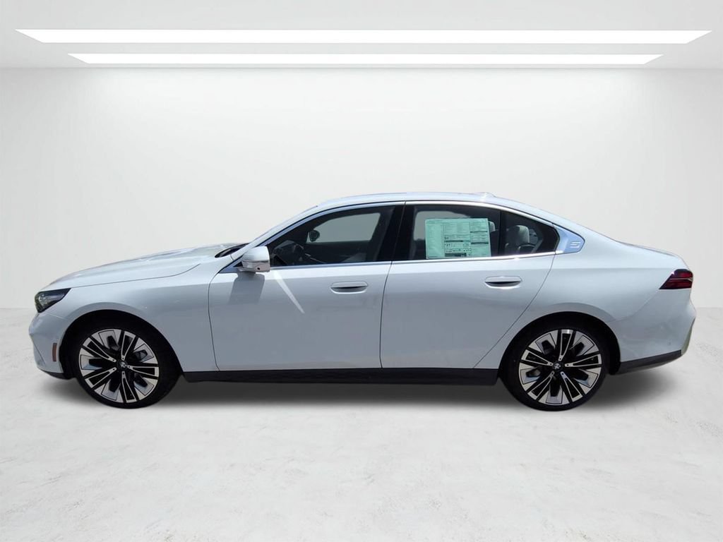 New 2027 BMW 530i w/ Premium Package RWD image 7