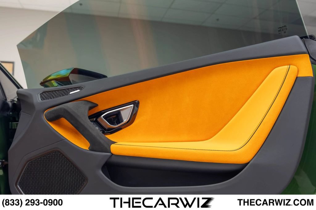 Used 2024 Lamborghini Huracan Tecnica RWD image 89