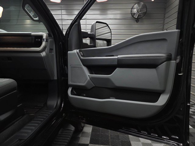 Used 2023 Ford F350 XLT w/ 360-Degree Camera Package AWD/4WD image 32