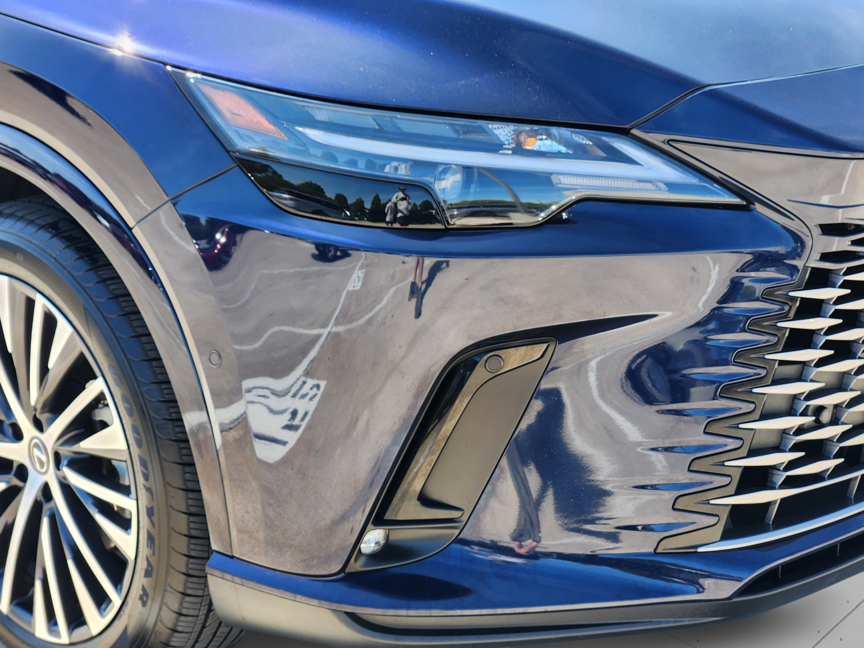 Used 2025 Lexus RX 350 Premium Plus w/ Convenience Package FWD image 35