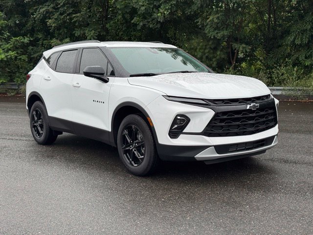 New 2026 Chevrolet Blazer LT w/ Convenience Package AWD/4WD image 9