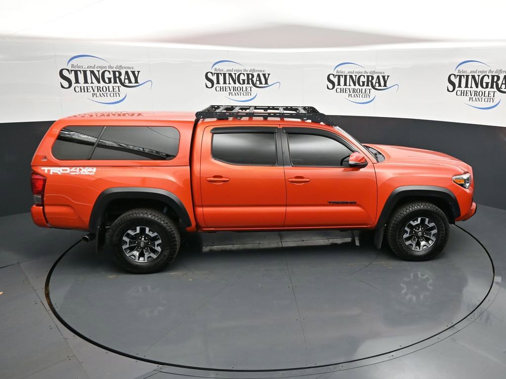 Used 2017 Toyota Tacoma TRD Off-Road image 16