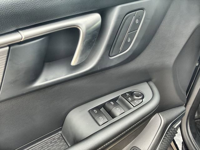 Certified 2025 Buick Enclave Preferred image 22