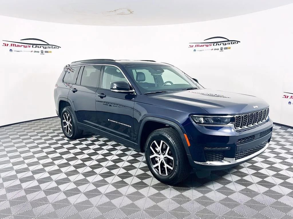 Used 2024 Jeep Grand Cherokee L Limited AWD/4WD image 1