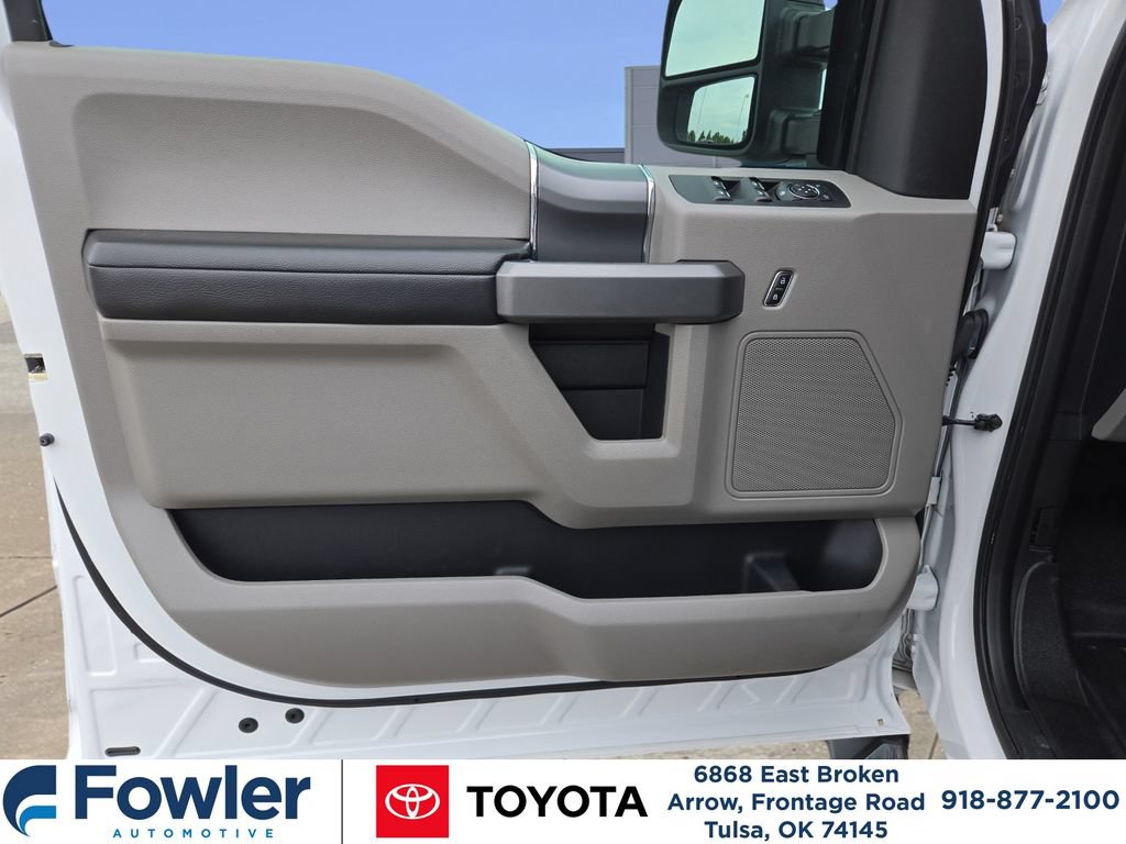 Used 2018 Ford F150 XLT w/ Equipment Group 302A Luxury AWD/4WD image 25