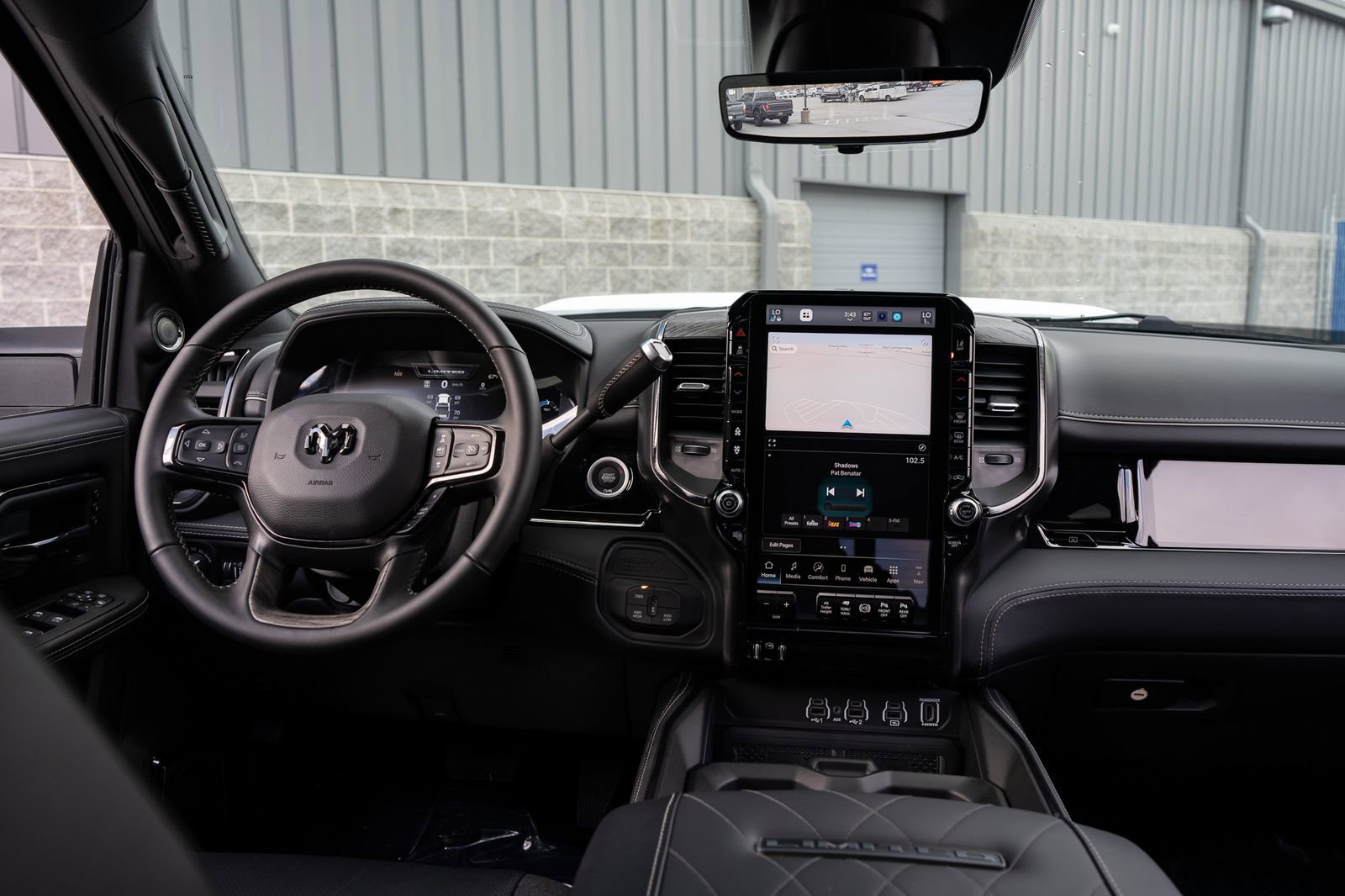 New 2026 RAM 2500 Limited AWD/4WD image 34