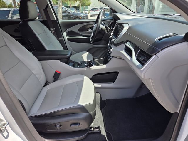 Used 2023 GMC Terrain SLT w/ Tech Package FWD image 15