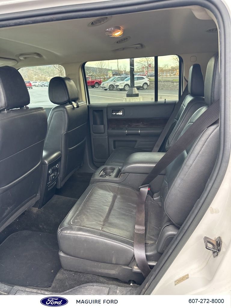 Used 2013 Ford Flex Limited w/ Class III Trailer Tow Pkg image 11
