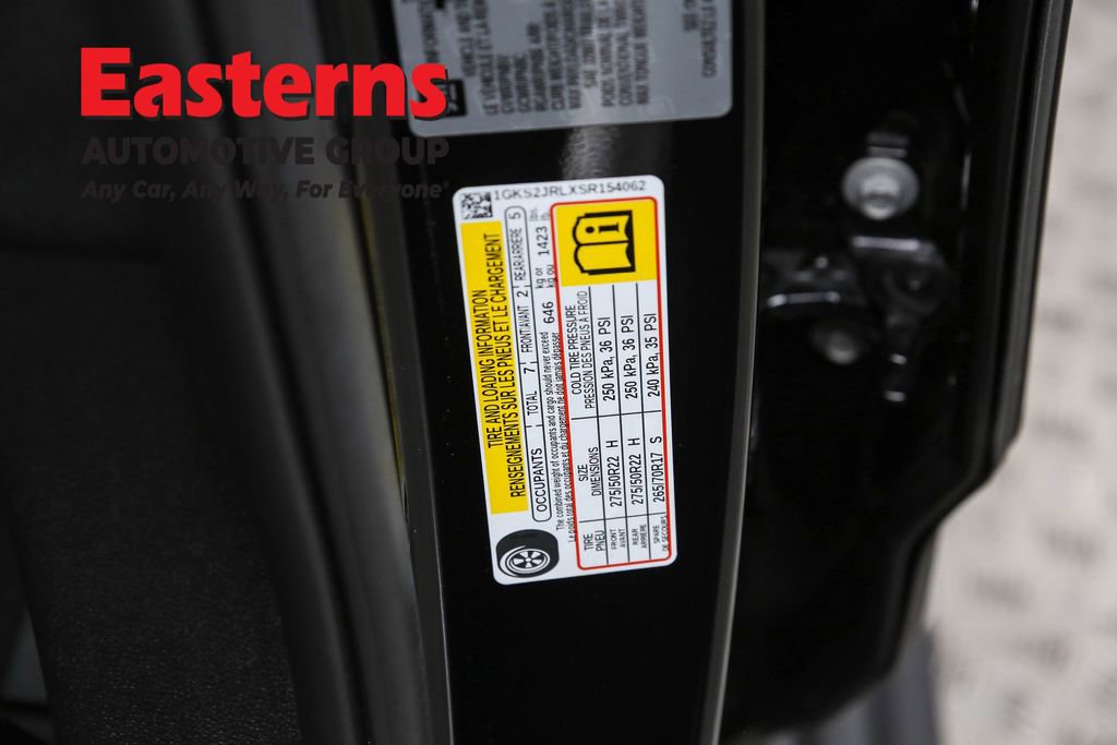 Used 2025 GMC Yukon XL Denali w/ Denali Reserve Package image 41