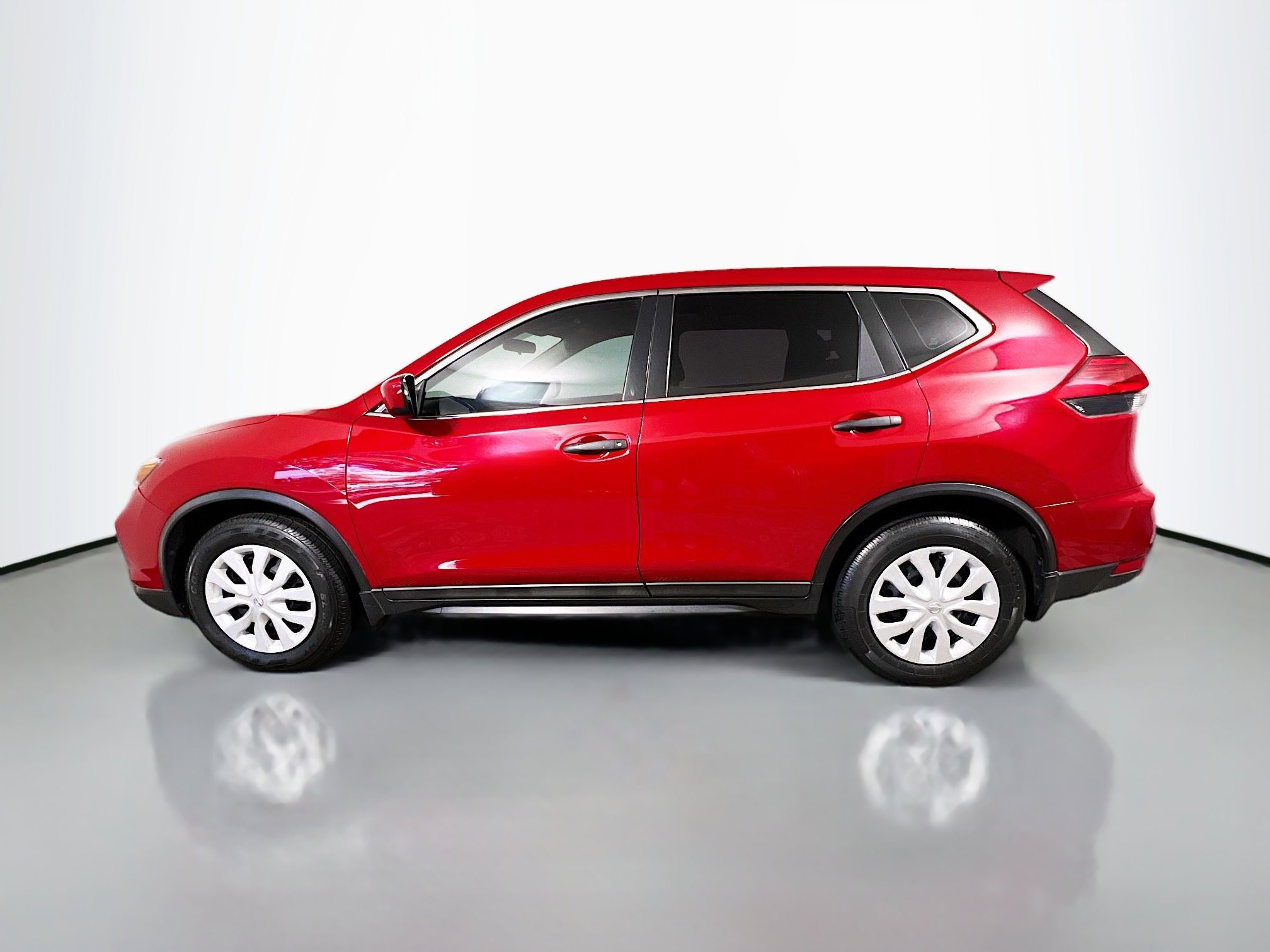 Used 2017 Nissan Rogue S image 9