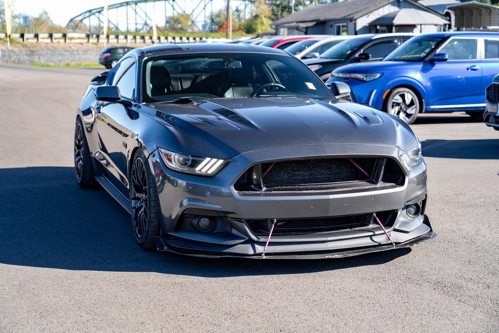 Used 2017 Ford Mustang GT Premium w/ GT Performance Package image 2