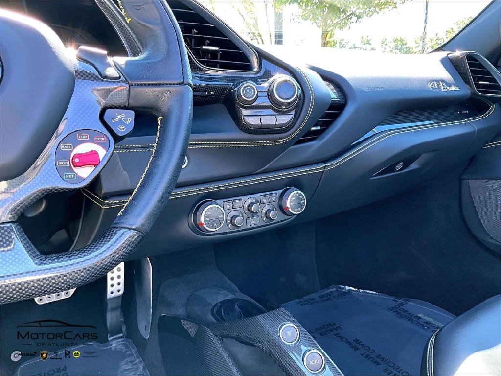 Used 2017 Ferrari 488 Spider RWD image 7