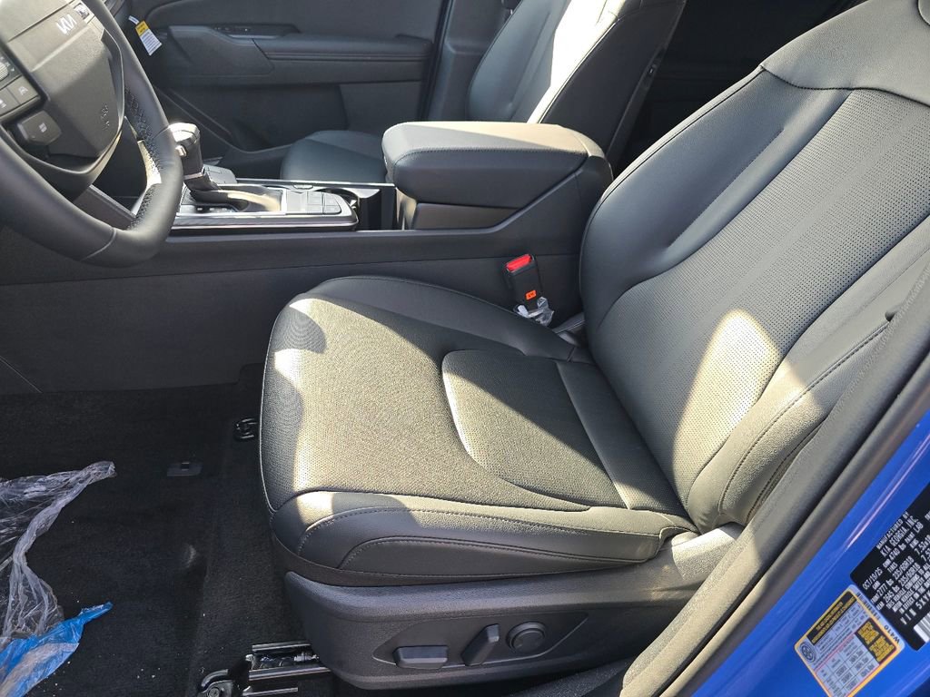 New 2026 Kia Sportage EX w/ EX Panorama Roof Package image 24