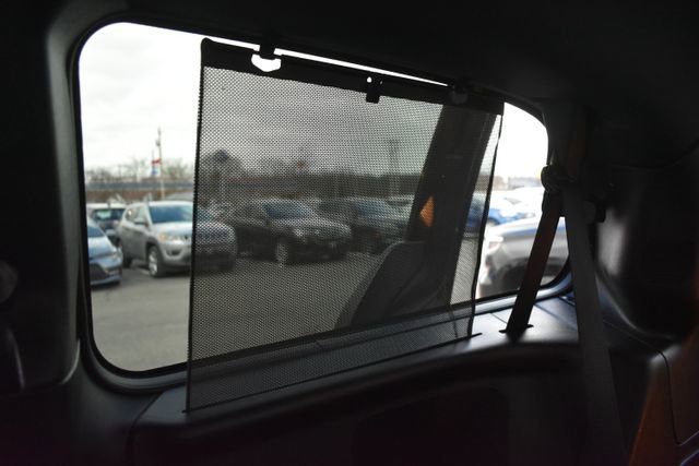 Used 2017 Dodge Grand Caravan SXT w/ Driver Convenience Group image 41