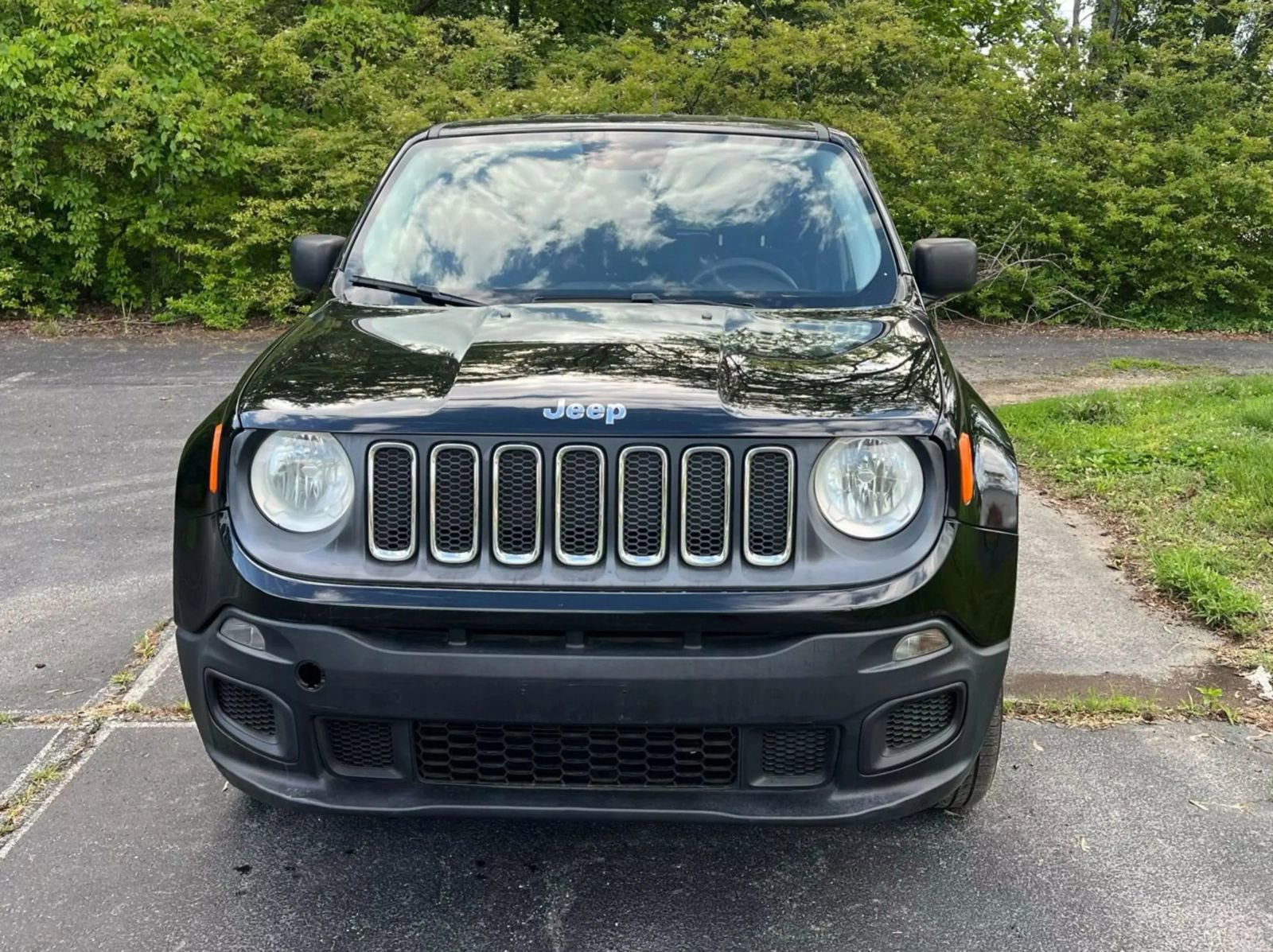 Used 2016 Jeep Renegade Sport w/ Power & Air Group image 4