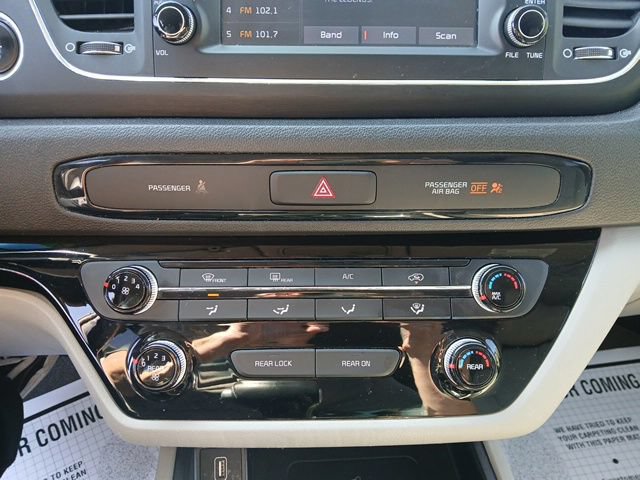 Used 2019 Kia Sedona EX FWD image 27