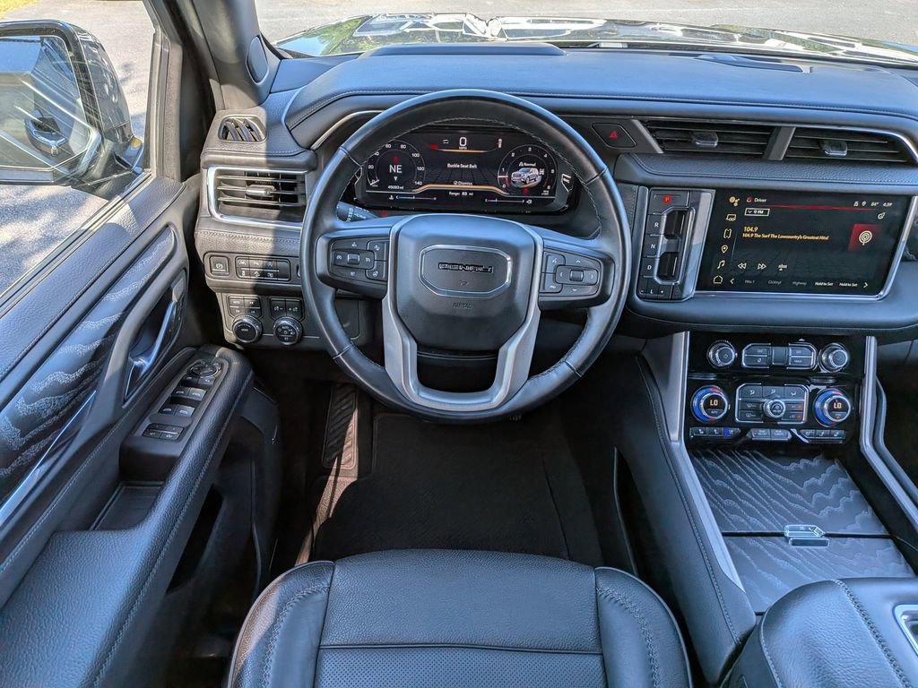 Used 2023 GMC Yukon Denali image 18