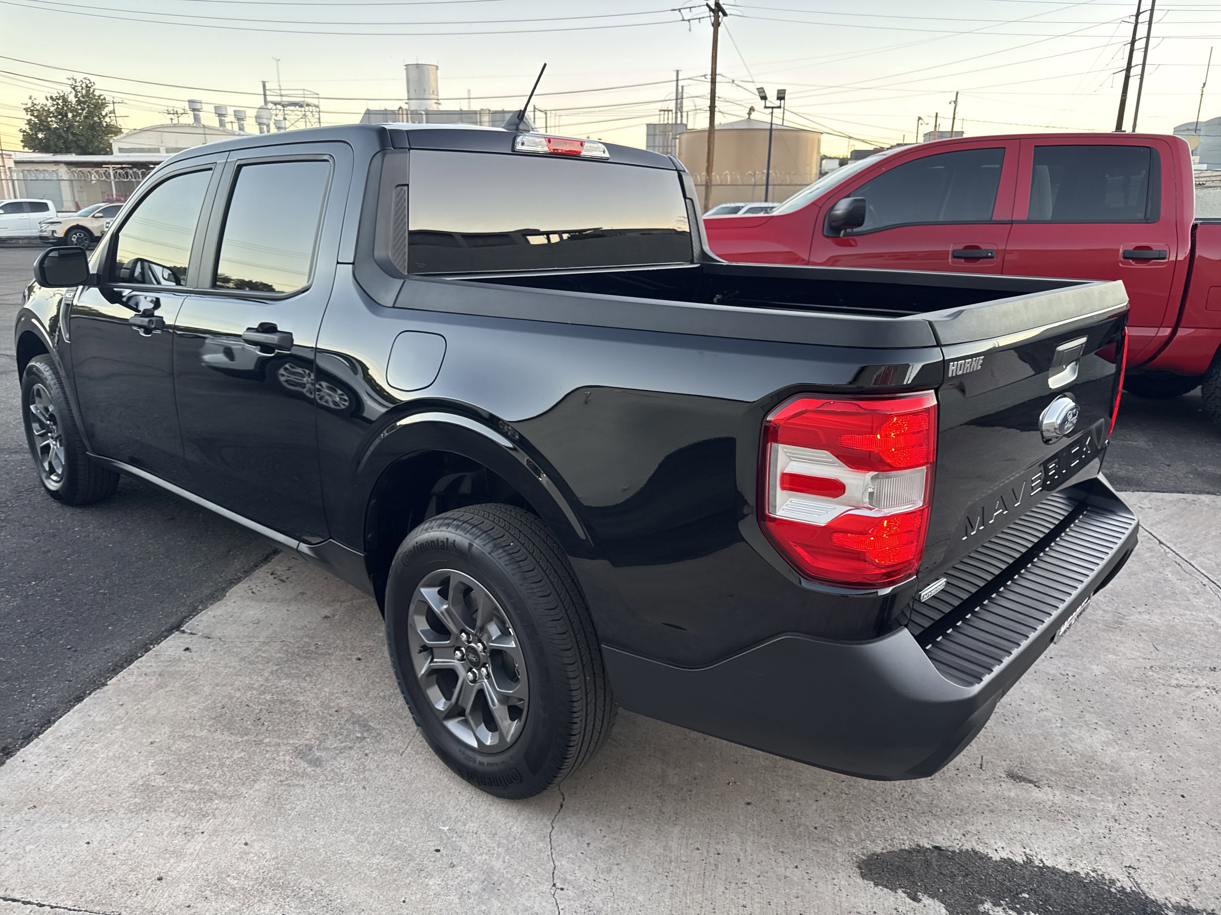 Used 2024 Ford Maverick XLT image 5